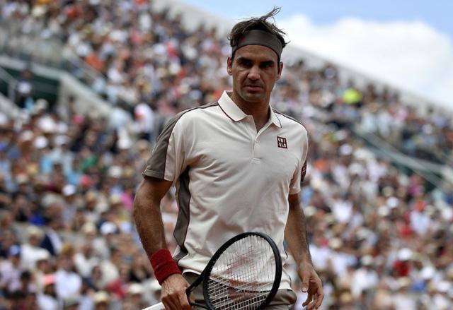 费德勒爆冷击败法国队，关键助攻引爆全场！